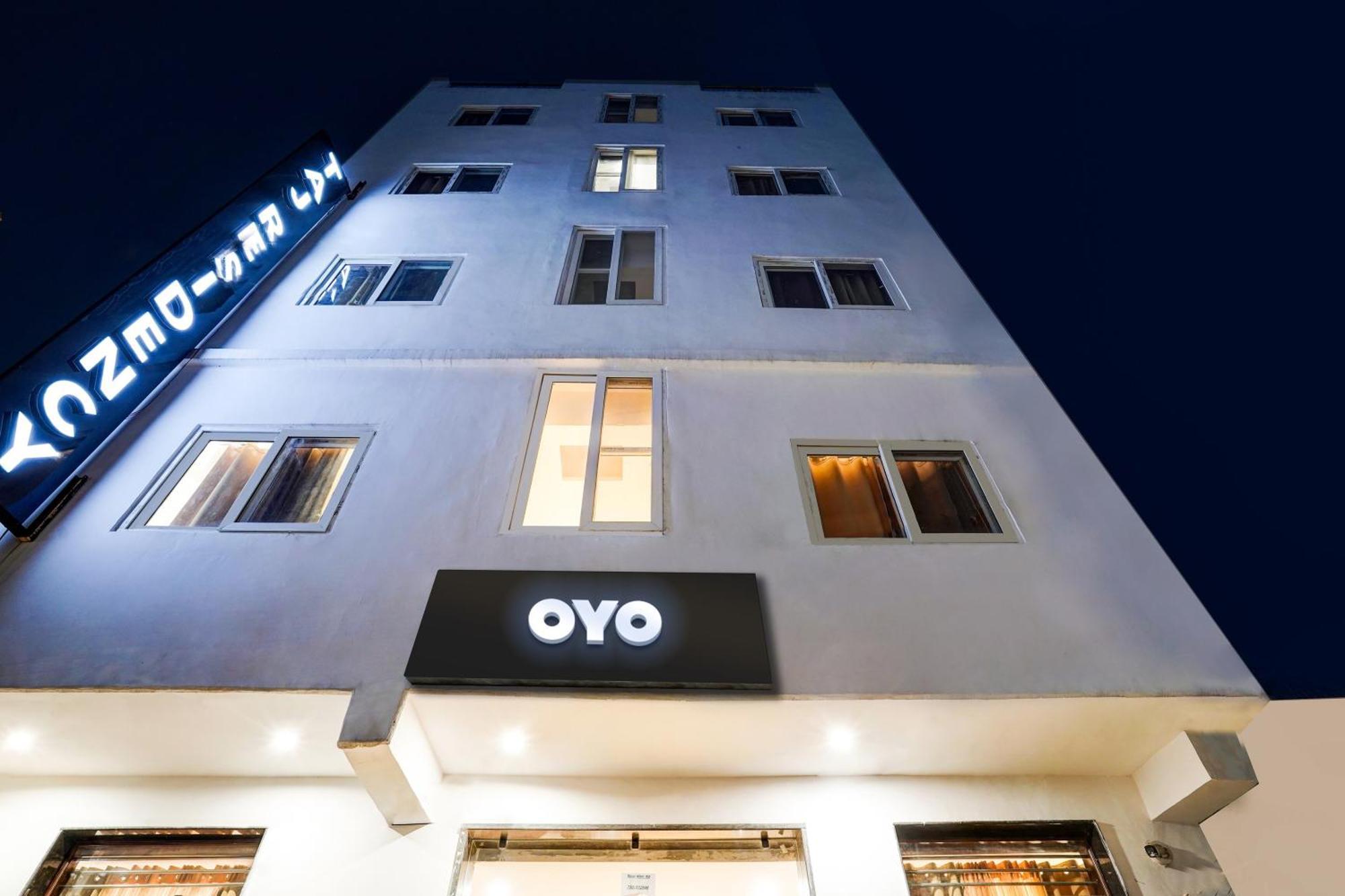 Collection O Residency Near Dwarka Sector 21 Metro Station Hotel Kapas Hera Kültér fotó